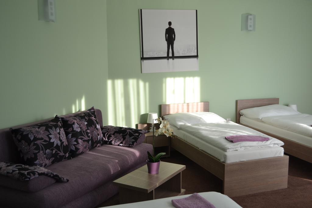 Wellness Pension Inovec Jalsove Exteriör bild
